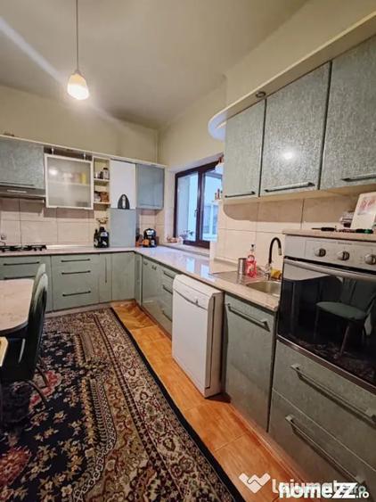 Casă cu 3 camere cu Teren 327 Mp în Central