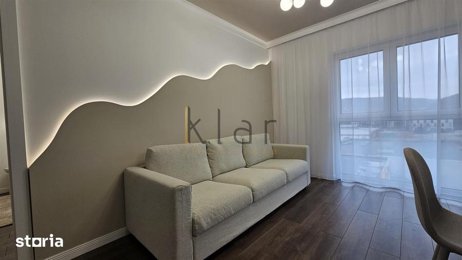 Apartament cu 3 camere semidecomandat în Florești