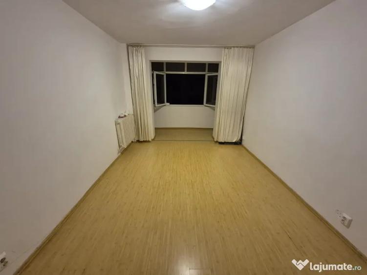 Apartament cu 2 camere semidecomandat în Gorjului
