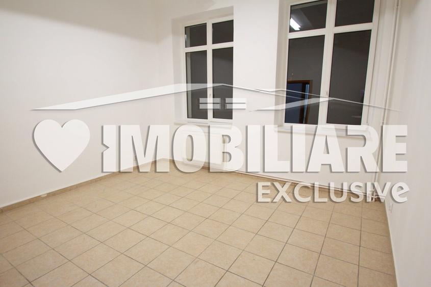 Birou, de 20 mp, în Complex Studențesc
