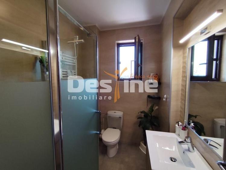 Apartament cu 3 camere decomandat, mobilat în Albert