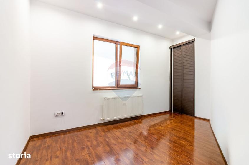 Apartament de vanzare cu 4 camere in Bucurestii Noi, metrou, parc - 19