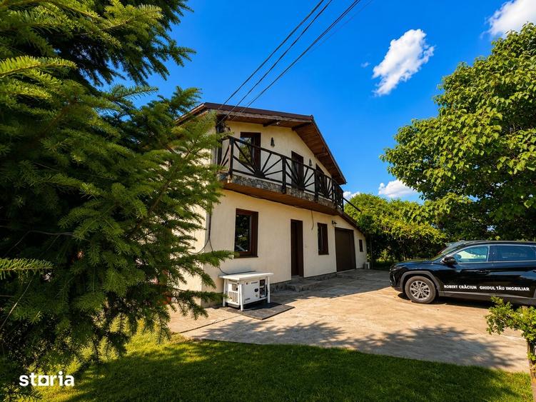 Casă cu 5 camere cu Teren 7320 Mp în Curcani