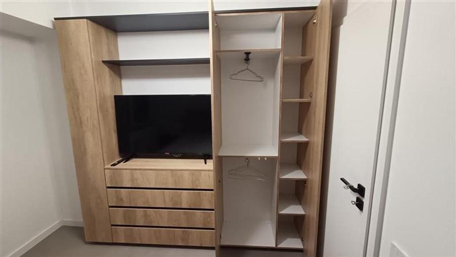 Apartament cu 3 camere circular, mobilat în Florești