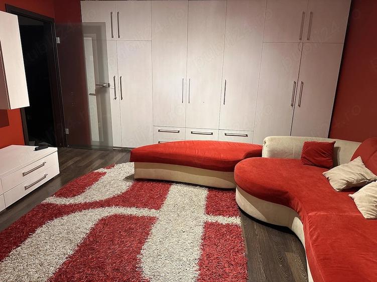 Apartament cu 3 camere decomandat, mobilat în Lunei