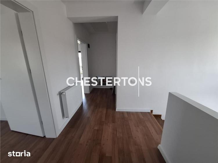Casă cu 4 camere cu Teren 438 Mp în Crevedia