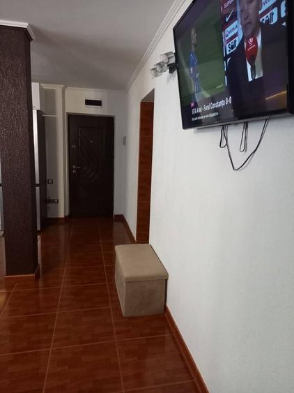 Apartament cu 2 camere decomandat în Exterior Sud