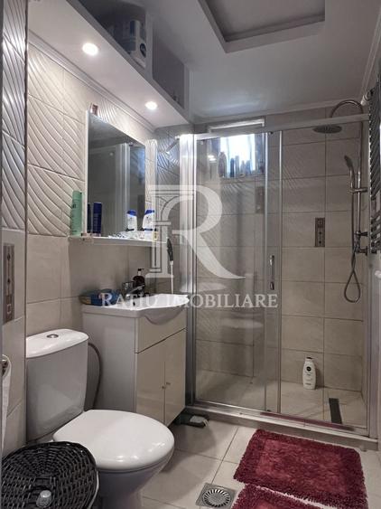 Apartament cu 2 camere semidecomandat, mobilat în Spitalul Județean
