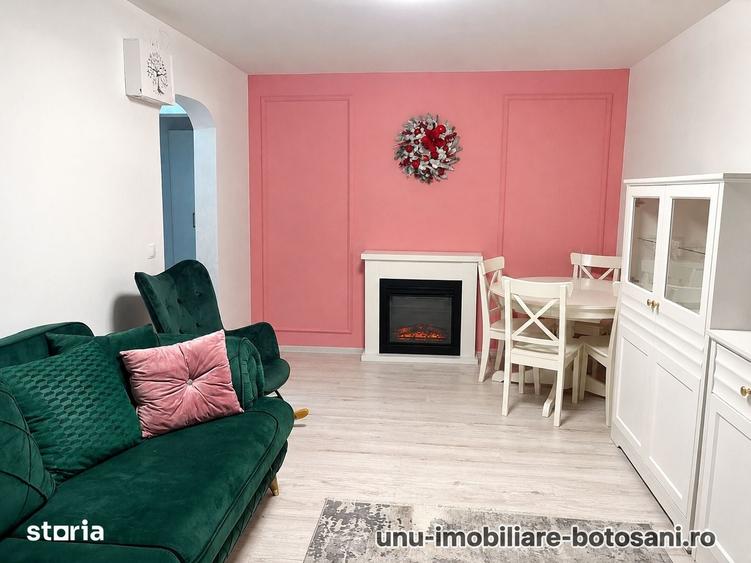 Apartament cu 3 camere decomandat în Central