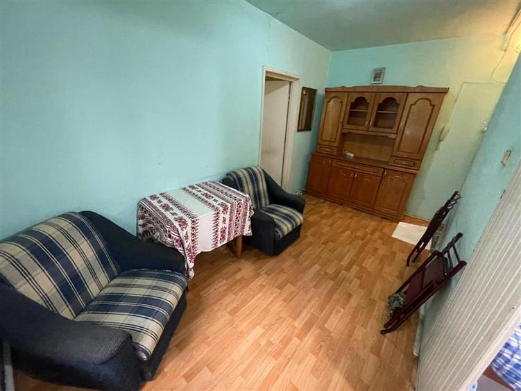 Apartament cu 2 camere semidecomandat în Brâncoveanu