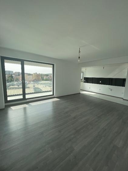 Apartament cu 2 camere semidecomandat în Nord