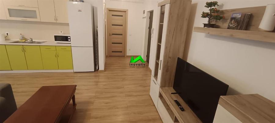 Apartament cu 2 camere decomandat, mobilat în Central