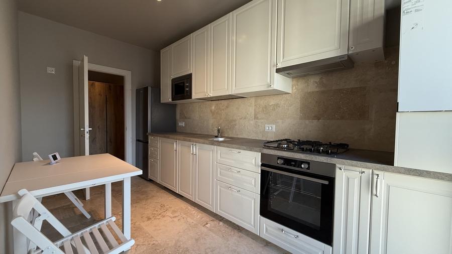 Apartament cu 2 camere decomandat, mobilat în Lujerului