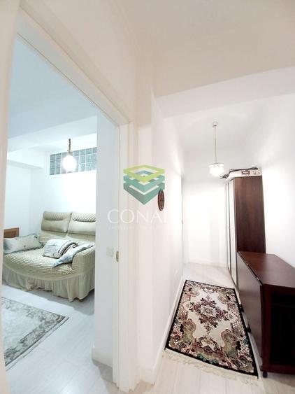 Apartament cu 3 camere decomandat, mobilat în Băneasa