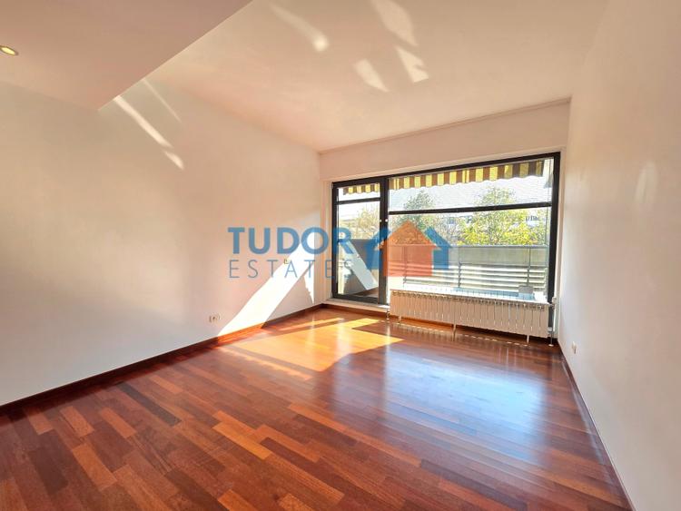 Apartament cu 4 camere decomandat, mobilat în Șoseaua Nordului
