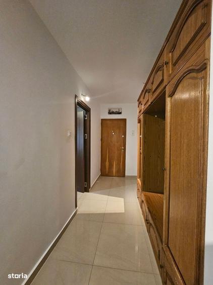 Apartament cu 2 camere decomandat în Teilor