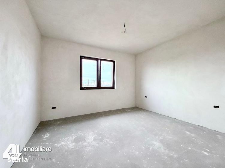 Casă cu 4 camere cu Teren 500 Mp în Central