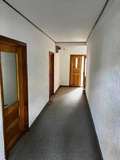 Casă cu 4 camere decomandat în Burdujeni