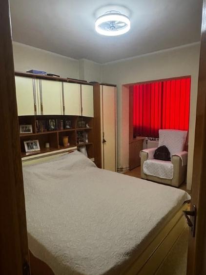 Apartament cu 2 camere semidecomandat în Tineretului