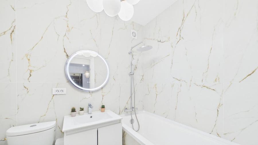 Apartament cu 3 camere semidecomandat în Theodor Pallady
