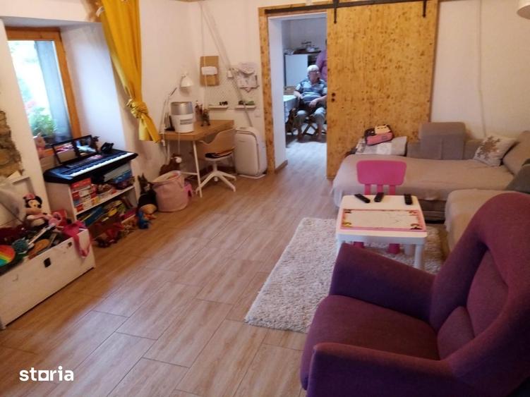 Casă cu 3 camere cu Teren 1800 Mp în Certeju de Sus