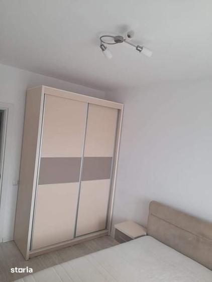 Apartament cu 2 camere decomandat în Roșu
