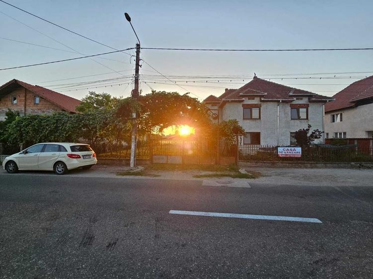 Casă cu 4 camere în Tur