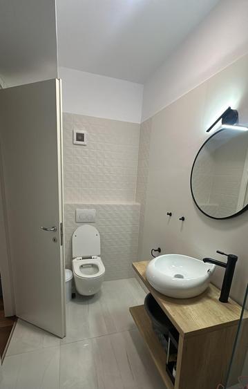 Apartament cu 2 camere, mobilat în City Park Mall