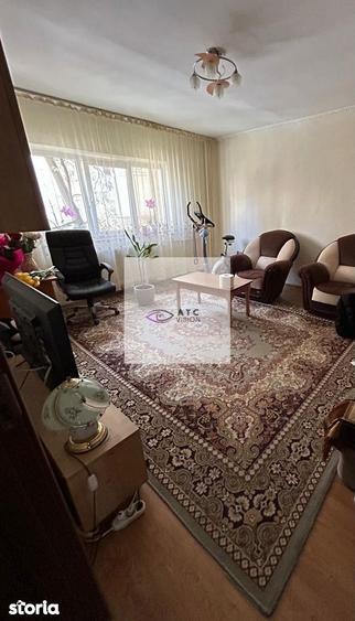Apartament cu 4 camere decomandat în 13 Septembrie