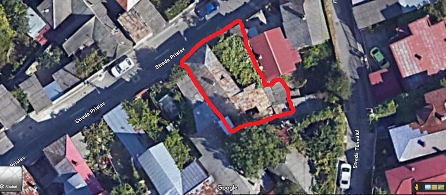 Casă cu Teren 185 Mp în Monumentului
