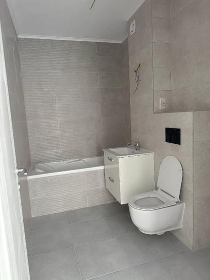 Apartament cu 2 camere decomandat în Sânpetru