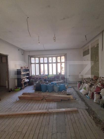 Birou, de 200 mp, în Centrul Istoric
