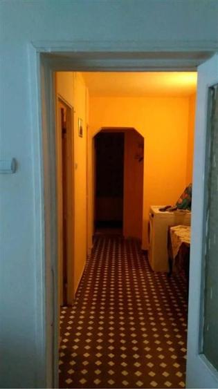 Apartament cu 2 camere decomandat în Berceni