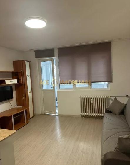 Apartament cu 2 camere semidecomandat, mobilat în Colentina