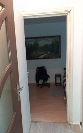 Apartament cu 2 camere semidecomandat, mobilat în Tătărași