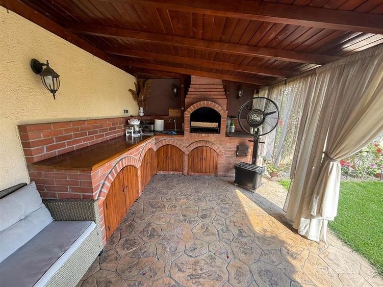 Casă cu 4 camere cu Teren 303 Mp în Sântandrei