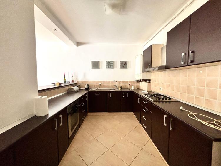 Apartament cu 2 camere semidecomandat în Dorobanți