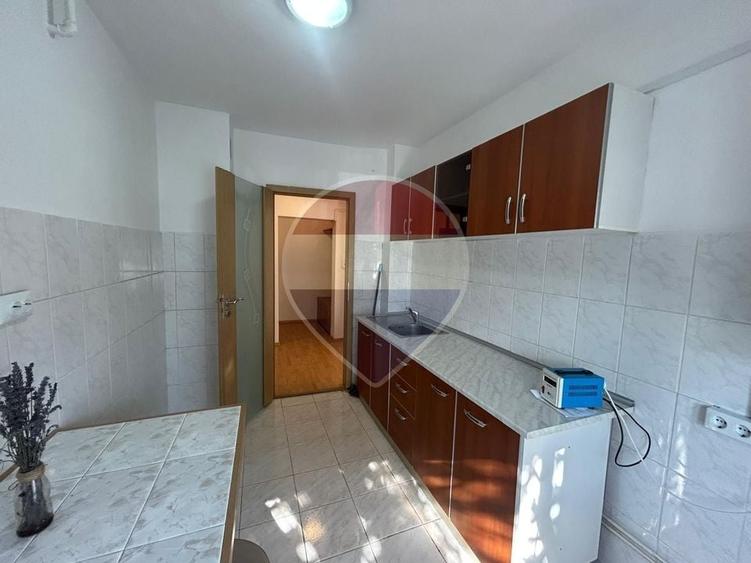 Apartament cu 2 camere, mobilat în Centrul Civic