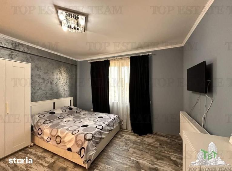 Casă cu 9 camere cu Teren 1412 Mp în Palazu Mare