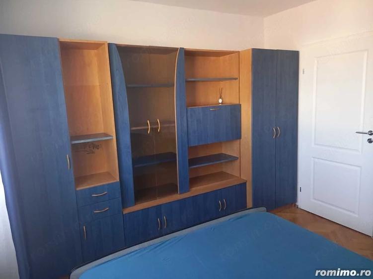 Garsonieră decomandată în Lipovei