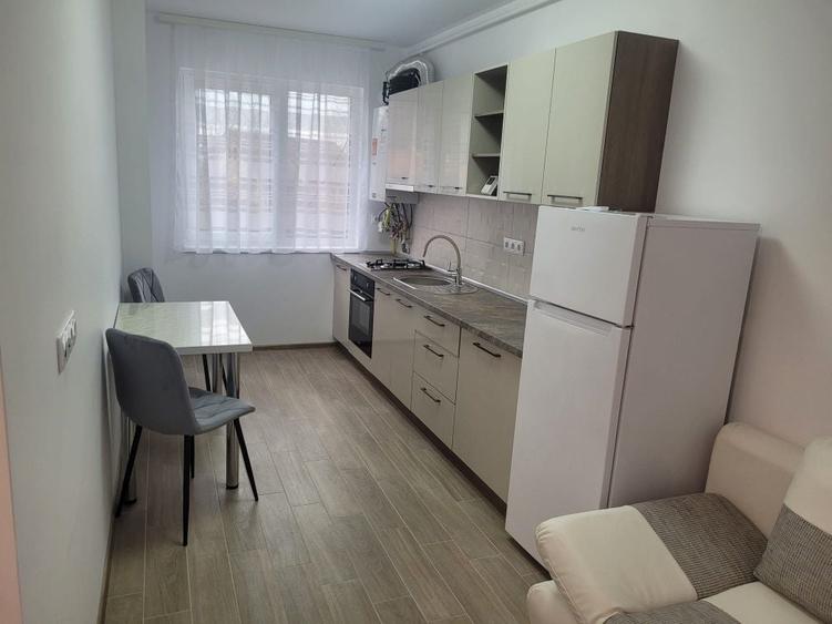 Apartament cu 2 camere în Florești
