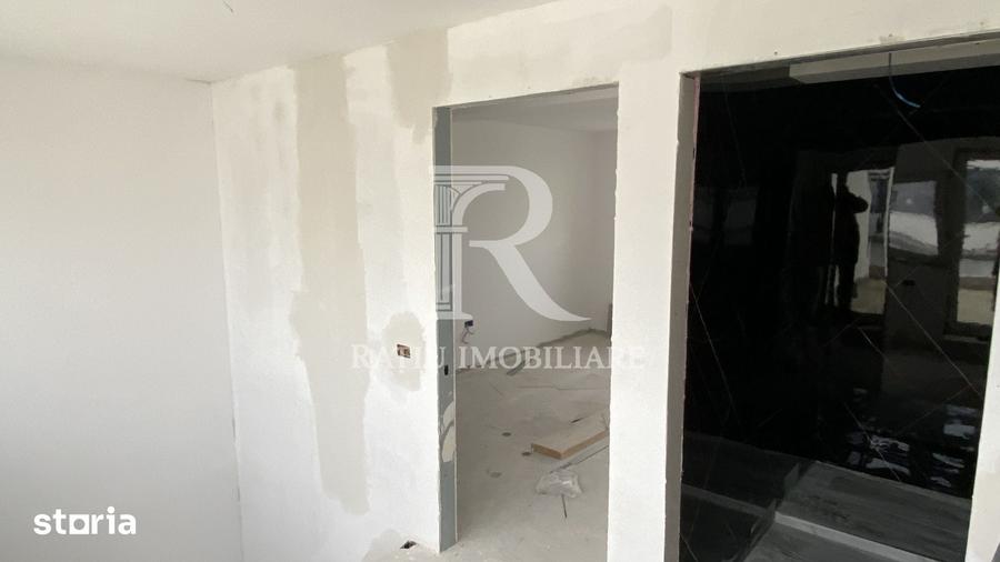 Casă cu 4 camere cu Teren 928 Mp în Sânmartin