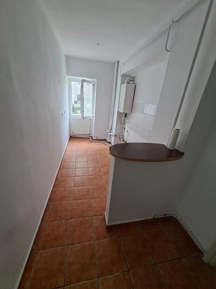 Garsonieră decomandată în Cug
