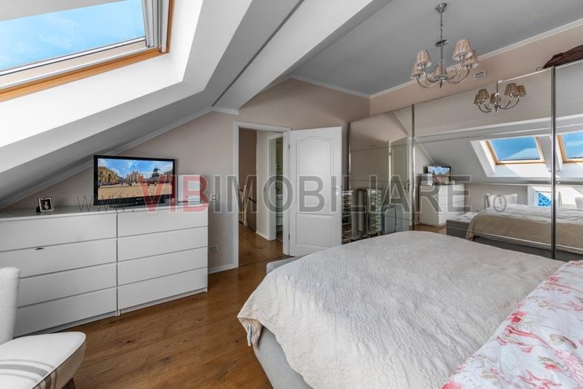 Apartament cu 5 camere decomandat, mobilat în Dămăroaia