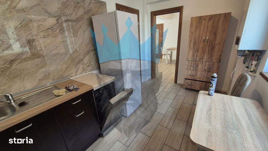 Apartament cu 3 camere, mobilat în Berceni