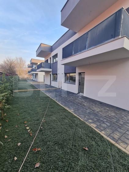 Duplex cu 4 camere cu Canalizare în Florești