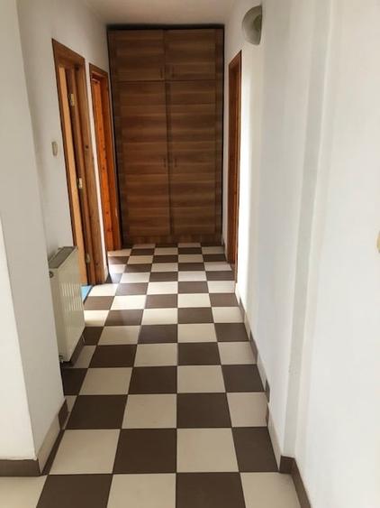 Casă individuală cu 5 camere cu Canalizare în Pajura