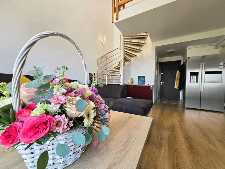 Apartament cu 3 camere semidecomandat în Ștefăneștii de Jos