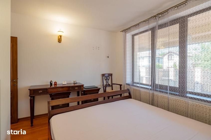 Casă cu 4 camere în Sud