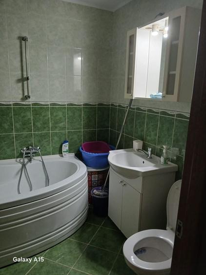 Apartament cu 2 camere decomandat în Canta